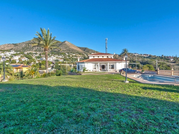 Agp 00755 Spacious Sea View House For Sale In Benalmadena Malaga Te 15