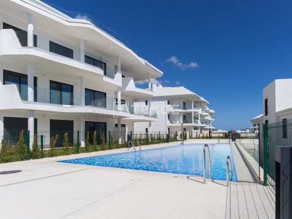 Agp 00957 Ready To Move In Apartment In Fuengirola Malaga Te