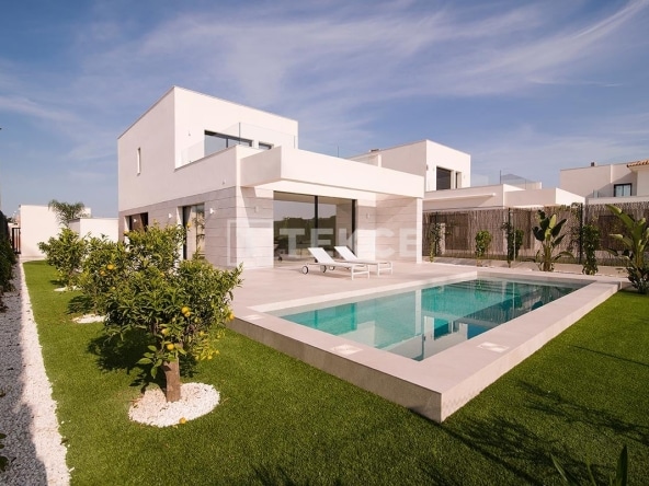 Alc 00072 Elegant Villas With A Pool Located In Los Montesinos Te