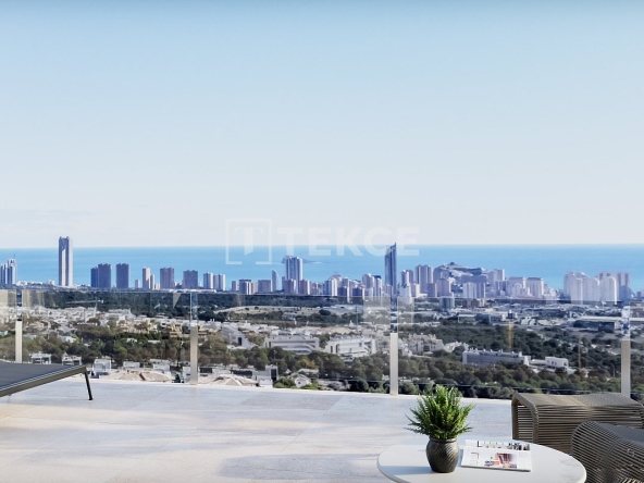 Alc 00642 Detached Villas With Gardens And Pools In Finestrat Alicante Te