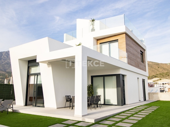 Alc 00750 Villas With Scenic Sea And Mountain Views In Finestrat Te