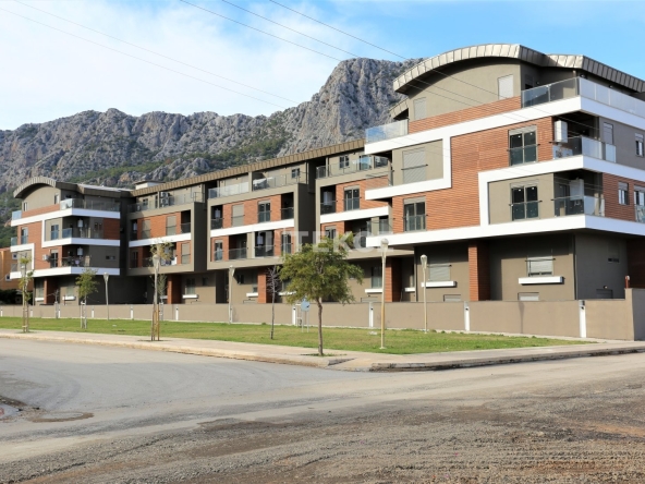 Ayt 00999 Mountain View Flats In A Complex In Sarisu Konyaalti Te 28