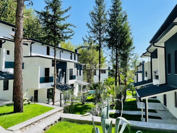Ayt 04272 Semi Detached Villa In A Complex With Pool In Kemer Antalya Te