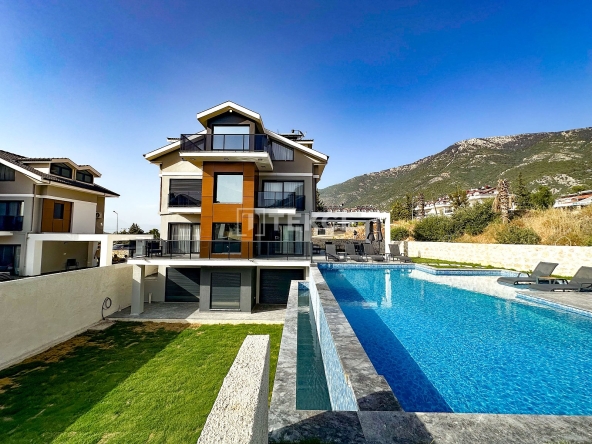 Bjv 00265 4 Bedroom Villas With Private Gardens In Fethiye Oludeniz Te
