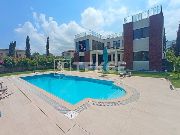 Ecn 00466 Detached Villa With All Amenities In Catalkoy Girne Te