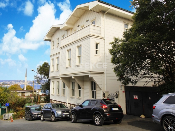 Ist 01074 Bosphorus View Apartments In A Renovated Building In Istanbul Te