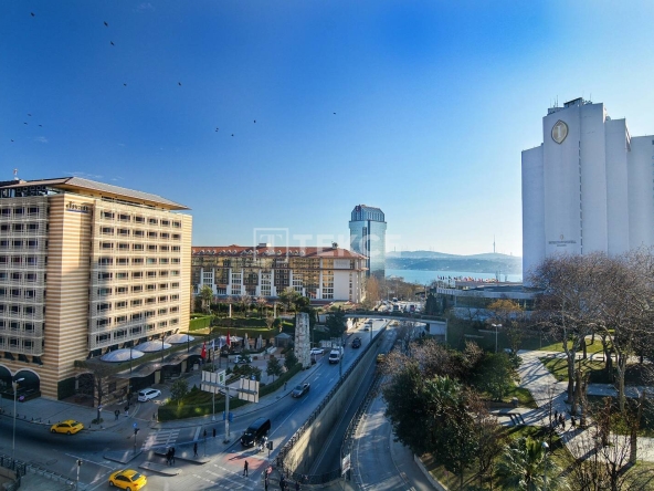 Ist 01102 Hotel With Sea View On Istiklal Avenue In Istanbul Beyoglu Te
