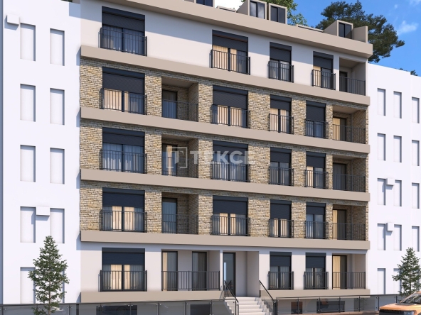 Ist 01415 Flats Near The Coastline And Marmaray In Kadikoy Istanbul Te 2