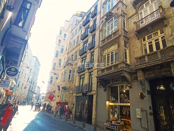 Ist 01506 Boutique Hotel With 10 Rooms In Beyoglu Cihangir Te