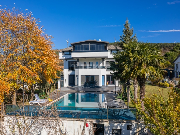Ist 01628 Homes In An Extensive Plot In Istanbul Catalca Te
