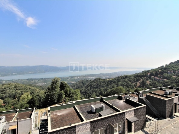 Ryx 00005 Houses For Sale In Sakarya Sapanca With Unique Views Te
