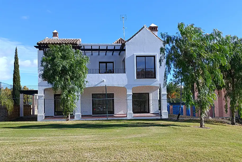 agp 00087 luxury sea view villas near golf course in estepona te 50.webp 50