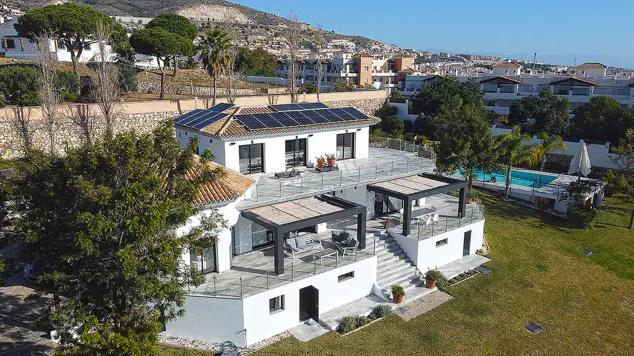 agp 00949 detached villa with sea views in benalmadena malaga te 39.webp 39