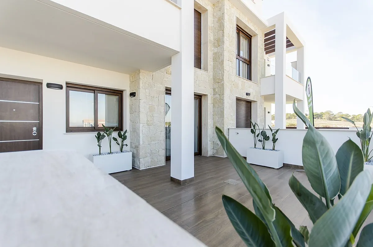 alc 00162 excellent apartments located in the heart of torrevieja te 74.webp 74