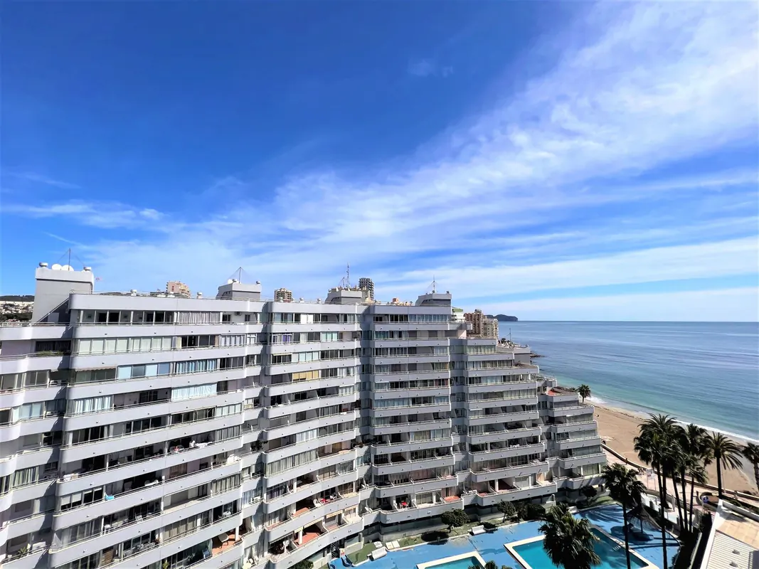 alc 00466 luxurious beachfront apartments in calpe alicante te.webp