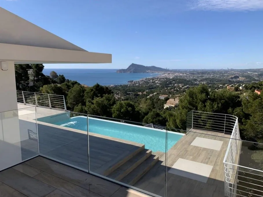 alc 00486 ready to move villa with sea views in altea alicante te.webp