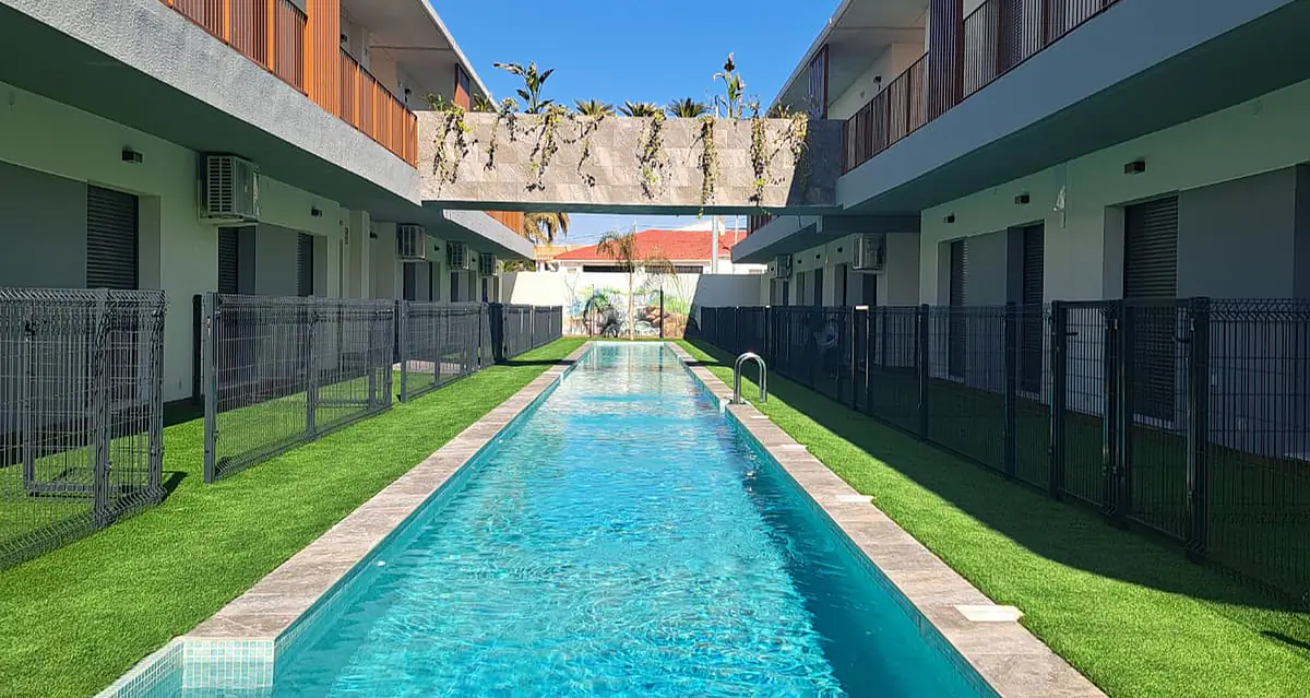 alc 00645 stylish thai apartments near amenities in pilar de la horadada te.webp