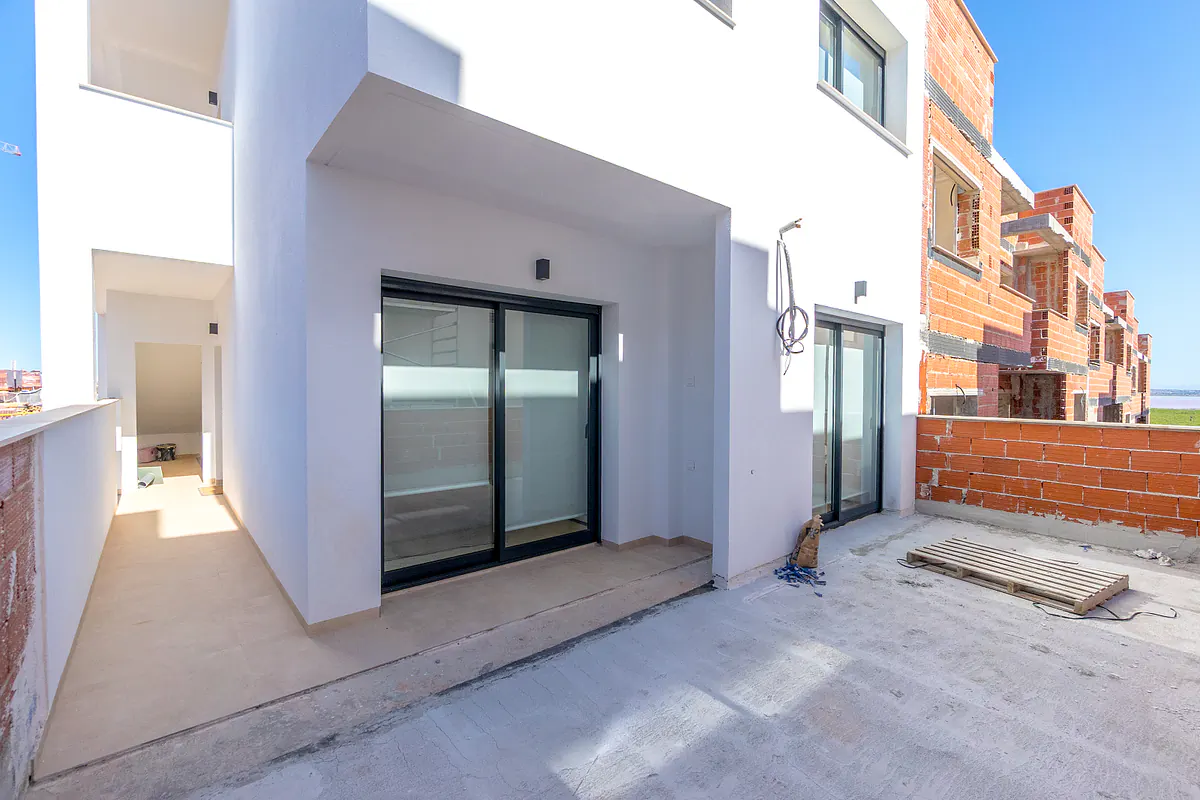 alc 00868 modern apartments near amenities with great views in torrevieja te.webp