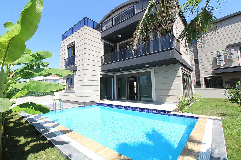 ayt 02626 top end villas with smart home system in belek antalya te.webp