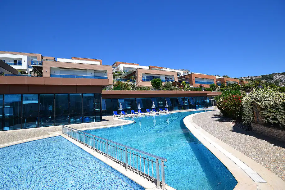 ayt 02953 detached house with private pool in a complex in alanya te.webp