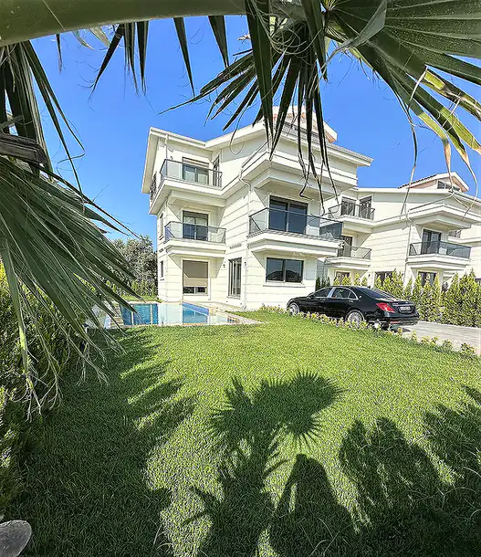 ayt 03348 detached villas close to golf courses in antalya kadriye te.webp