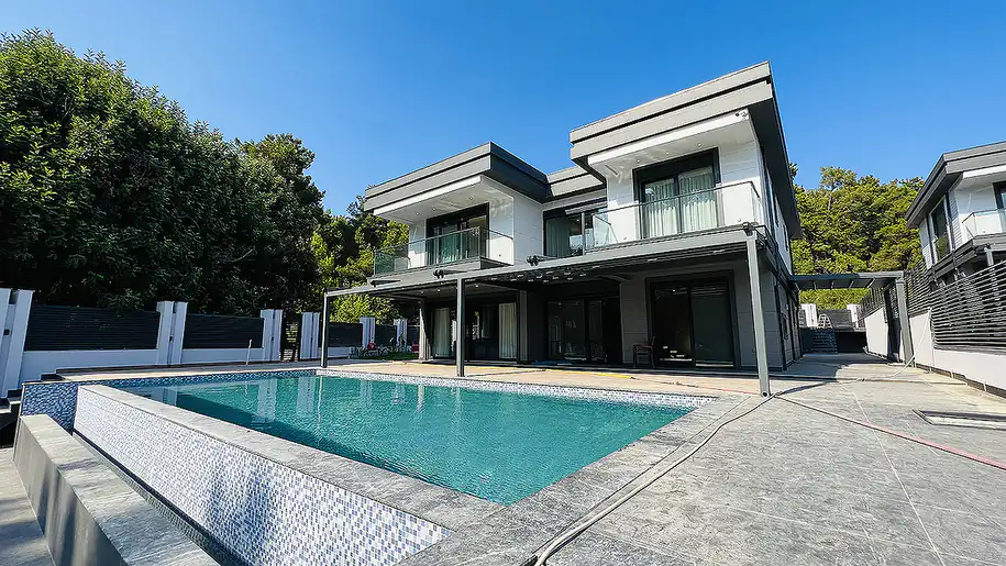 ayt 04182 luxury detached villa in antalya kemer te.webp