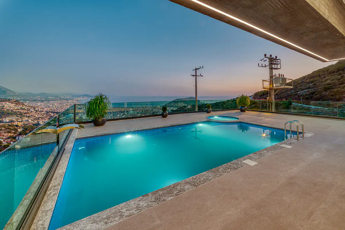 ayt 04460 detached homes with sea and city views in alanya tepe te 39.webp 39