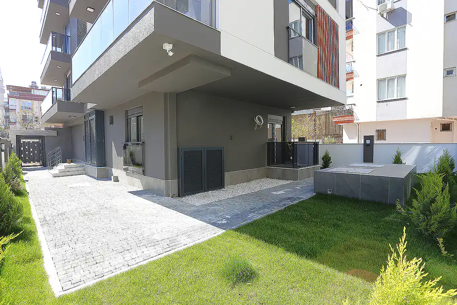 ayt 04565 brand new apartment near old town and mall in antalya te.webp