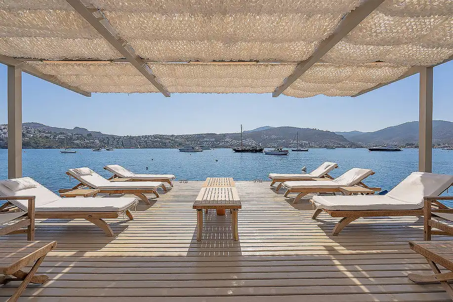bjv 00175 seafront detached villa with private pier in bodrum te.webp