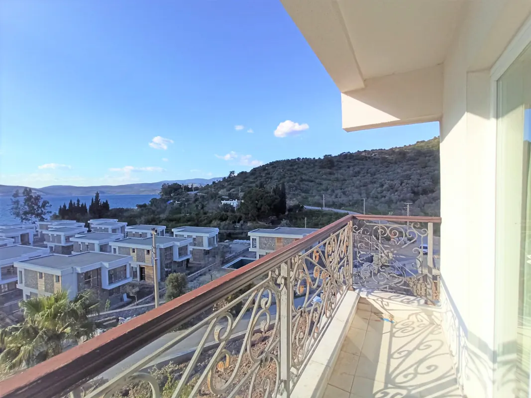 bjv 00319 investment apartment with sea view for sale in mugla milas te.webp