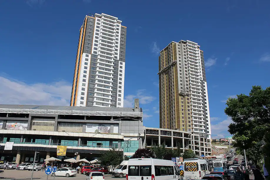 esb 00035 apartments in a complex in a prestigious location in ankara te.webp