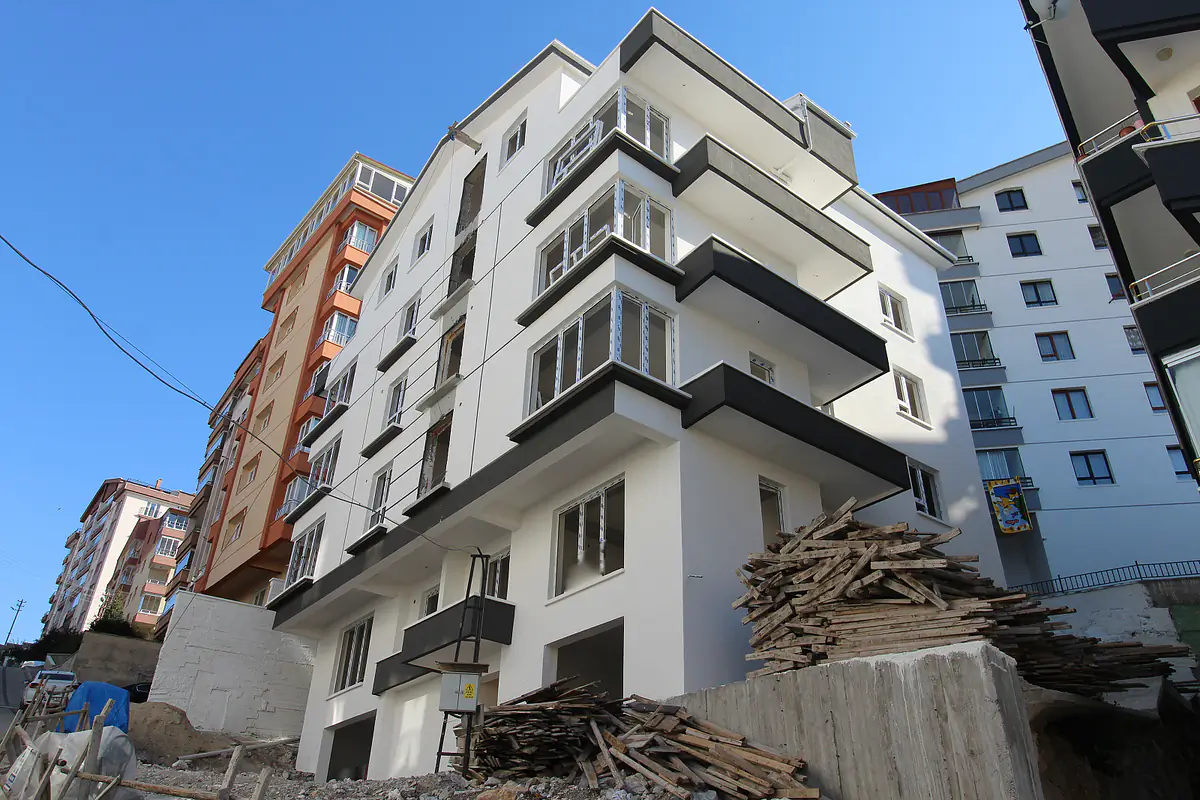 esb 00173 apartments within walking distance to shopping center in ankara dikmen te.webp