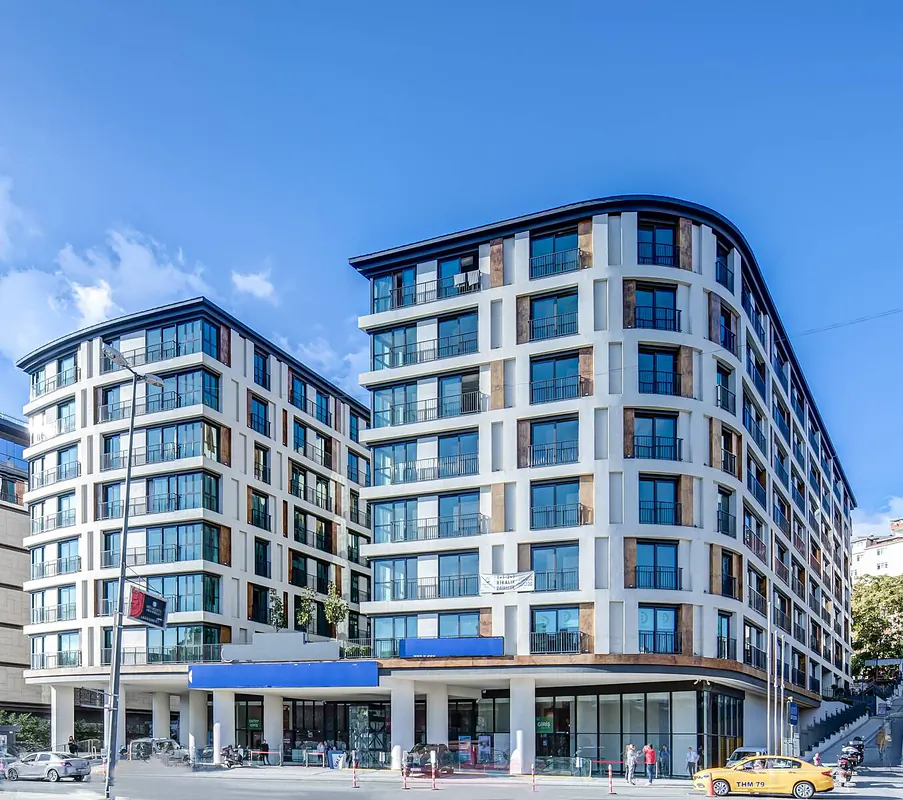 ist 00882 ready to move properties in a complex in istanbul te.webp