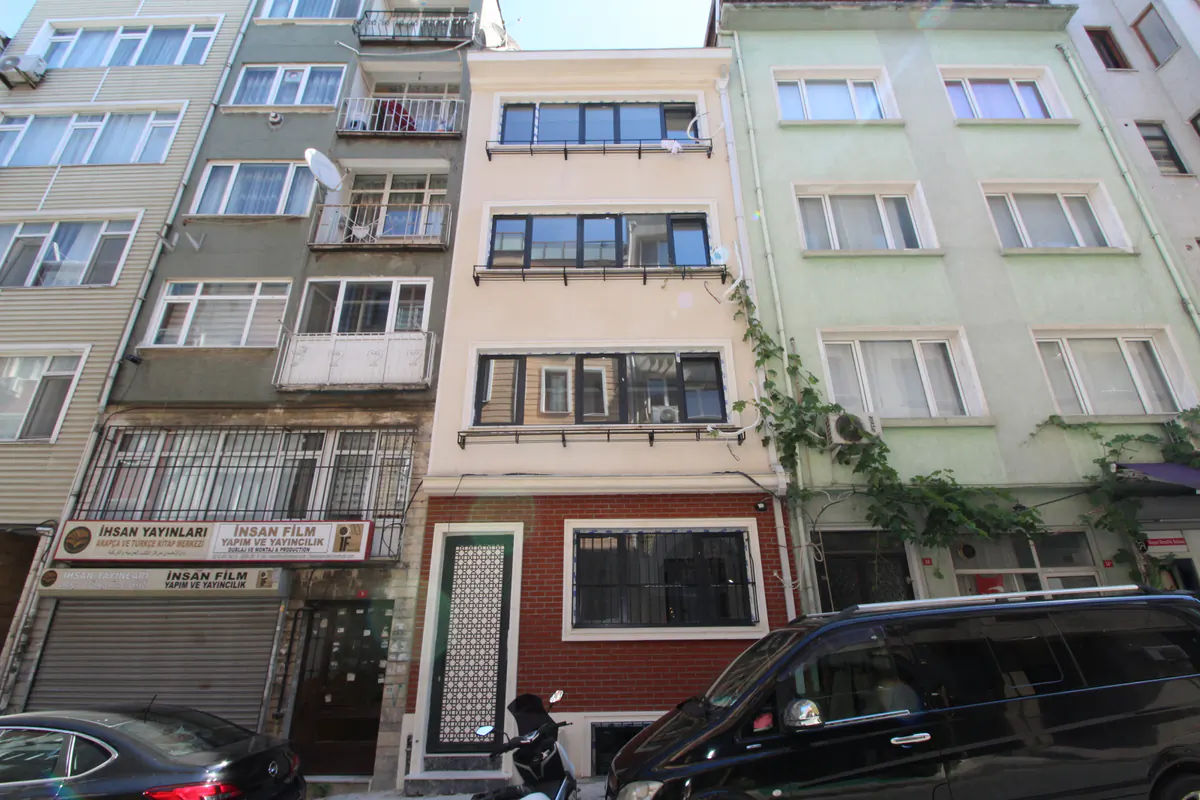 ist 01391 5 storey read to move building for sale in istanbul fatih te 16.webp 16