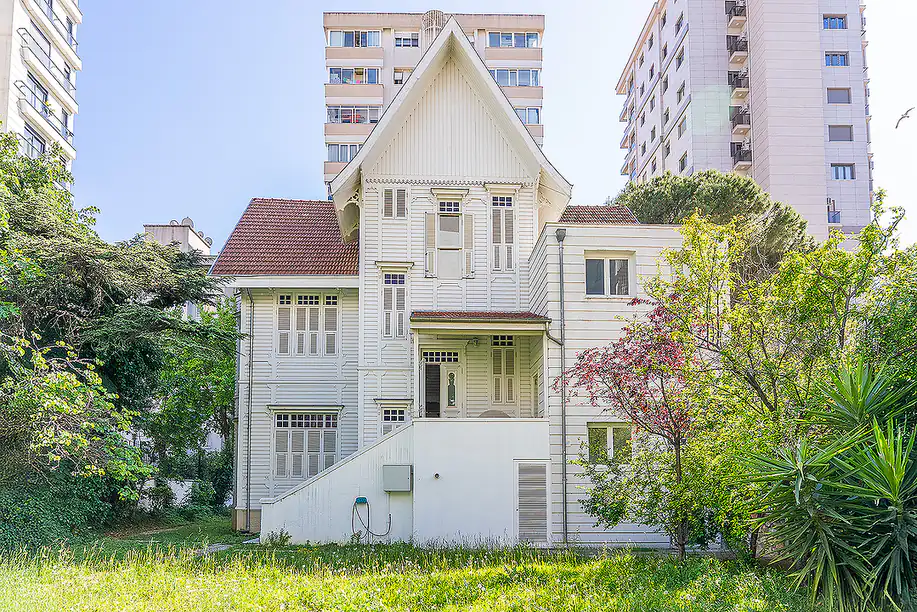 ist 01692 triplex house with detached garden in kadikoy istanbul te.webp ist 01692 triplex house with detached garden in kadikoy istanbul te.webp