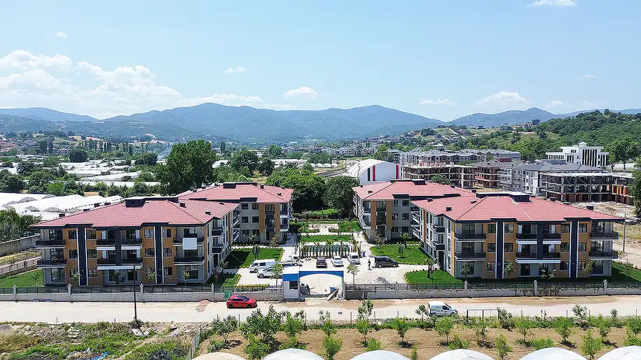 yvx 00172 flats surrounded by nature in a complex with pool in yalova te.webp