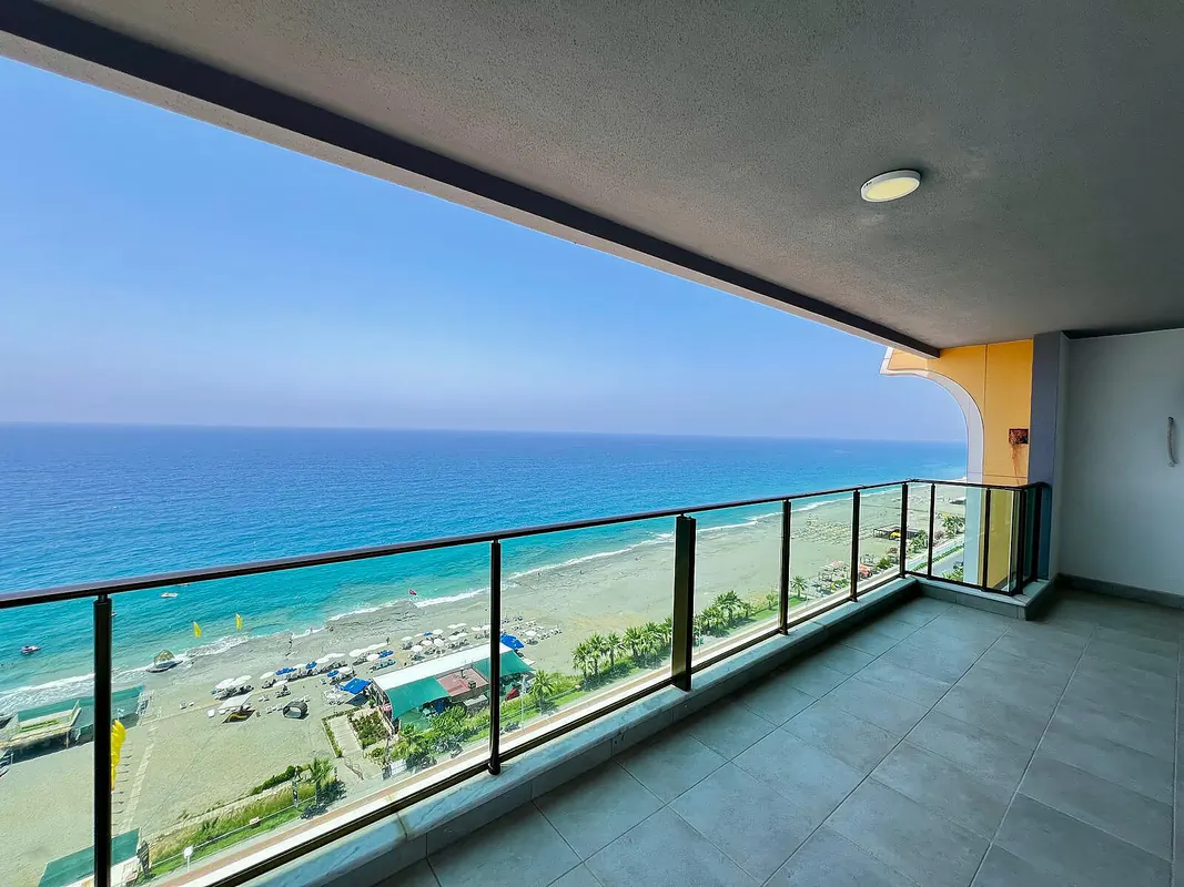 ayt 04600 beachfront property with panoramic sea view in mahmutlar alanya te.webp