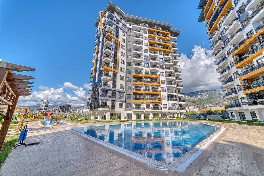 ayt 04617 apartments for sale in pool complex in mahmutlar alanya te.webp