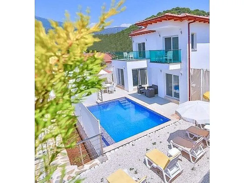 ayt 04648 house for sale with island views and swimming pool in antalya kas te.webp