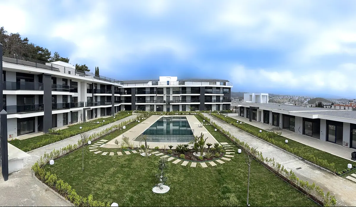 cii 00050 apartments in a complex near the beach in kusadasi te.webp