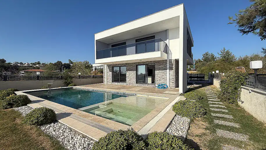 cii 00056 detached villa with pool and spacious terrace in aydin kusadasi te.webp