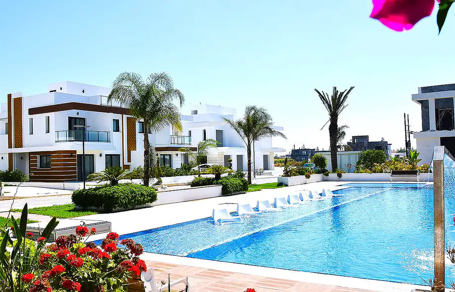 ecn 00535 furnished semi detached villa with private garden in gazimagusa te.webp