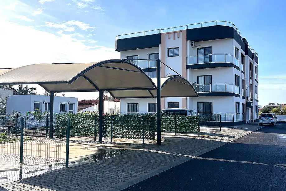 ecn 00536 3 bedroom furnished apartment with terrace in yenibogazici cyprus te.webp