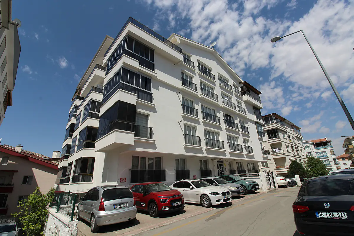 esb 00310 investment apartment near train station in ankara etimesgut te.webp