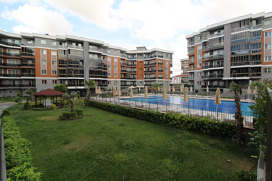 ist 01722 furnished apartment in a residential project in silivri te.webp