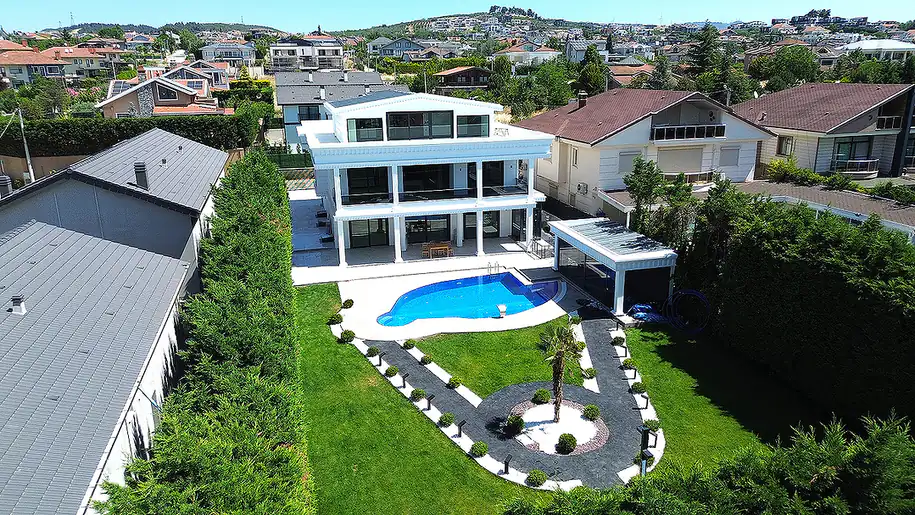yei 00323 detached villa with garden and pool in niluferkoy bursa te.webp