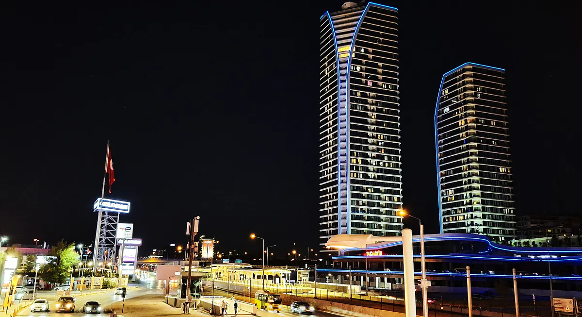 yei 00326 apartment in a complex with pool and parking lot in bursa te.webp